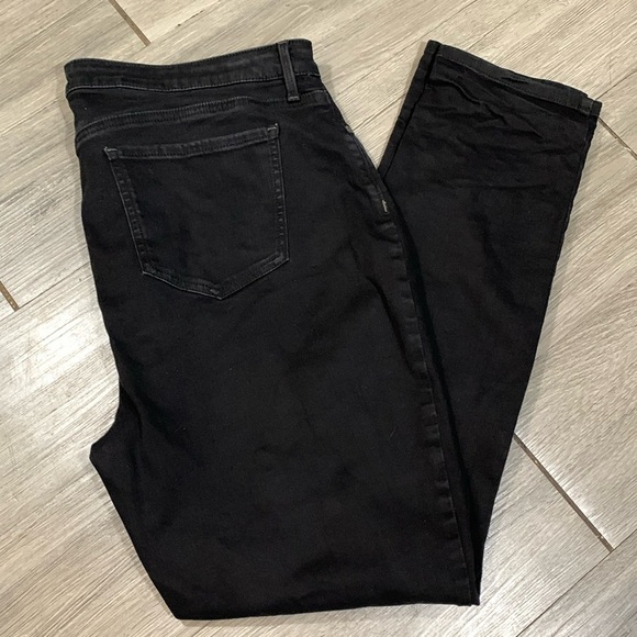 NYDJ Black Stretch Straight Leg Lift Tuck a technology Jeans size 14 - Picture 1 of 10